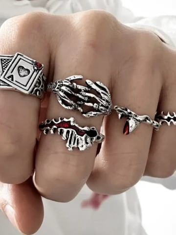 Gothic Dark Skull Ring Set