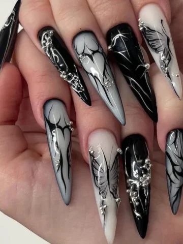 Dark Gothic Caring Butterfly Wearable Fake Nails