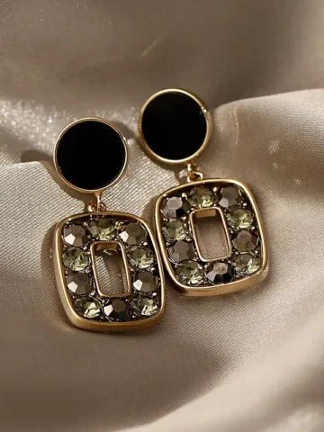 Gothic Zircon Decorative Square Pendant Hollow Design Alloy Earrings